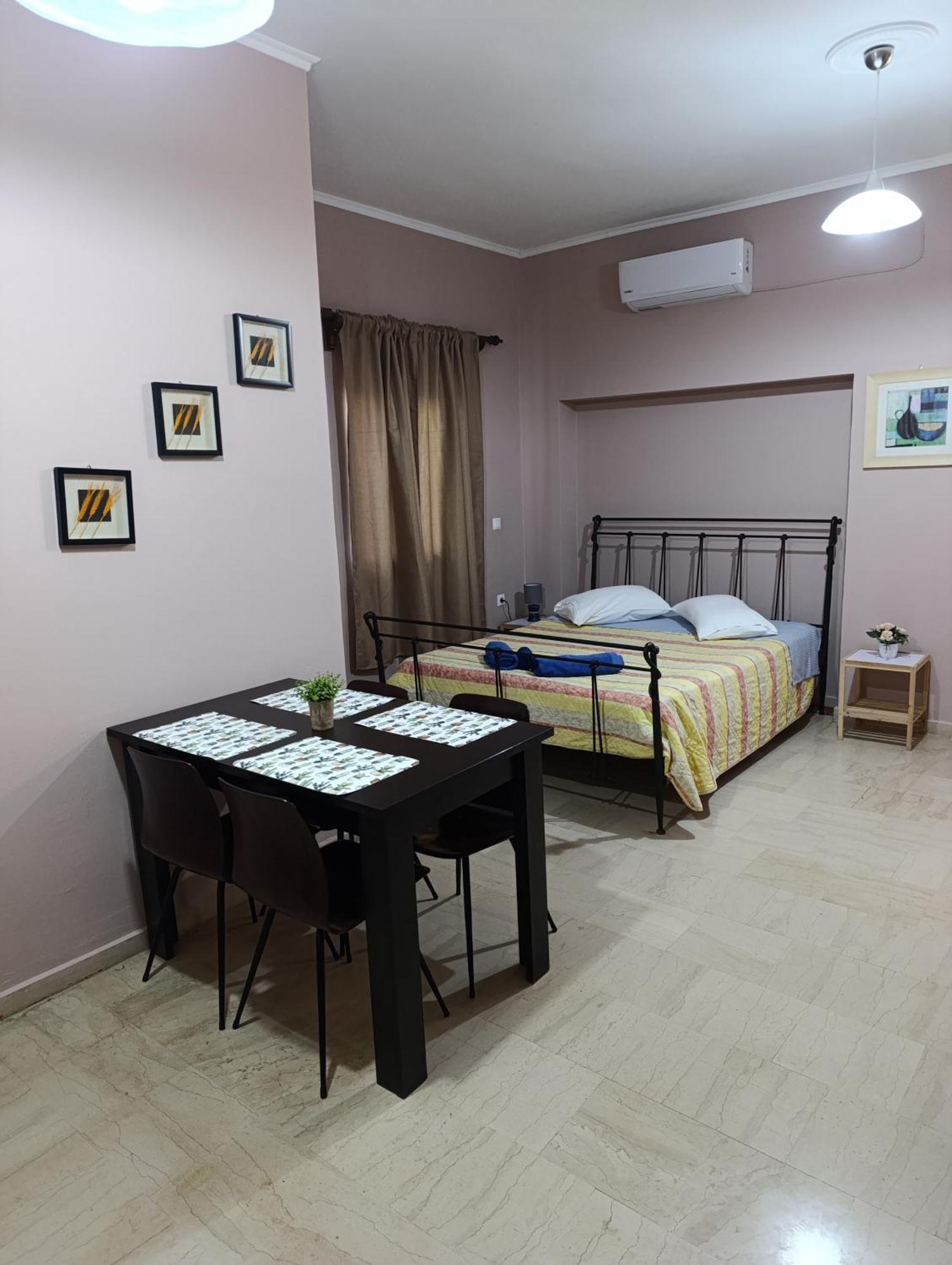 Mantouki Savvas&Katia'S Luxury Studio מראה חיצוני תמונה